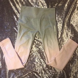 Gymshark ombré leggings light grey/chalk pink